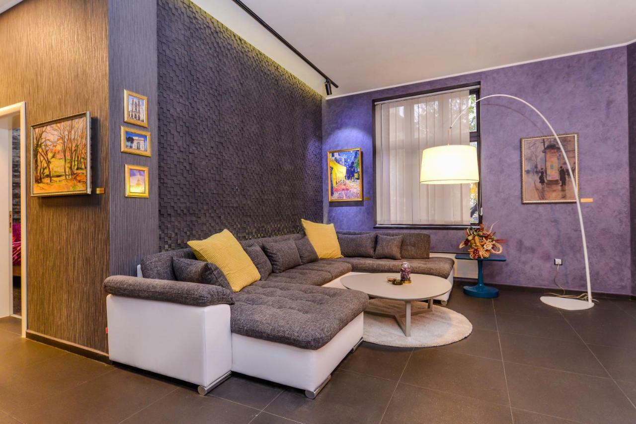 Champs-Élysées Sofia | 2-BDR, 2-BTHR Tsar Simeon Suite Exterior foto