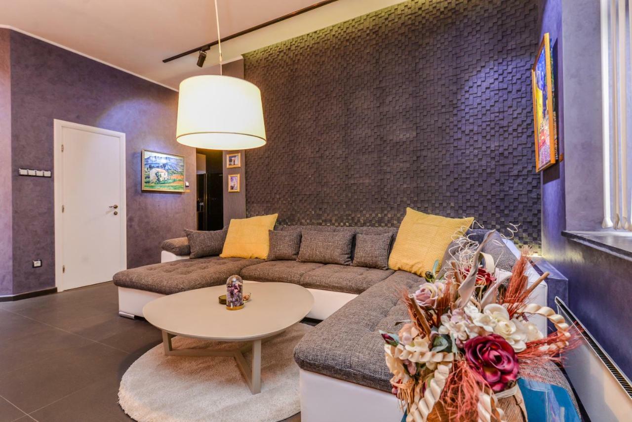 Champs-Élysées Sofia | 2-BDR, 2-BTHR Tsar Simeon Suite Exterior foto